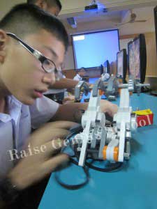Raise_teach STEM Robotics